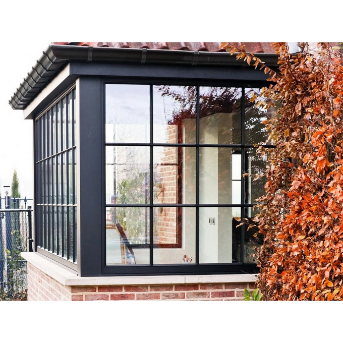 JUCO – Châssis – Illustration aluminium noir
